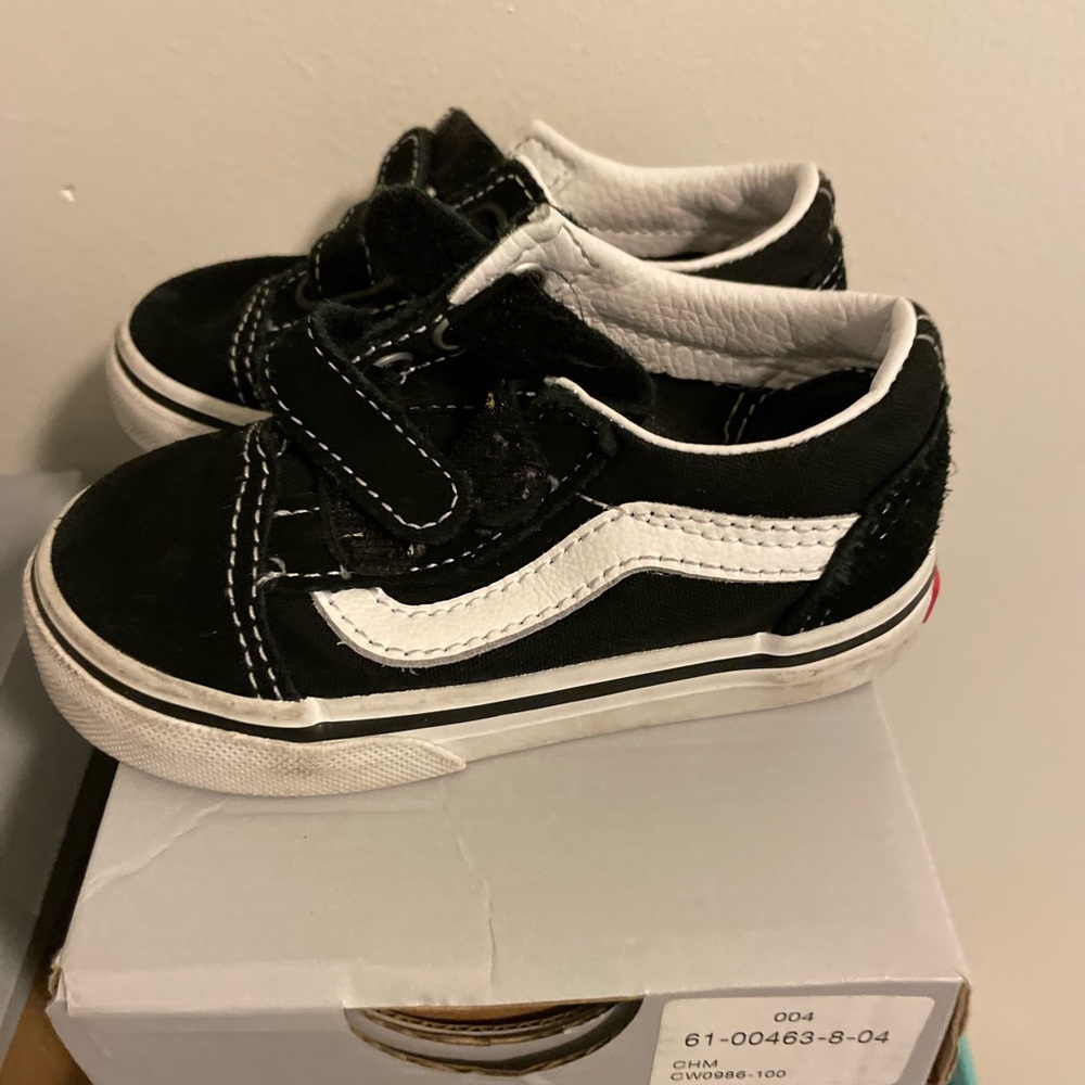 Used Low top skater shoes